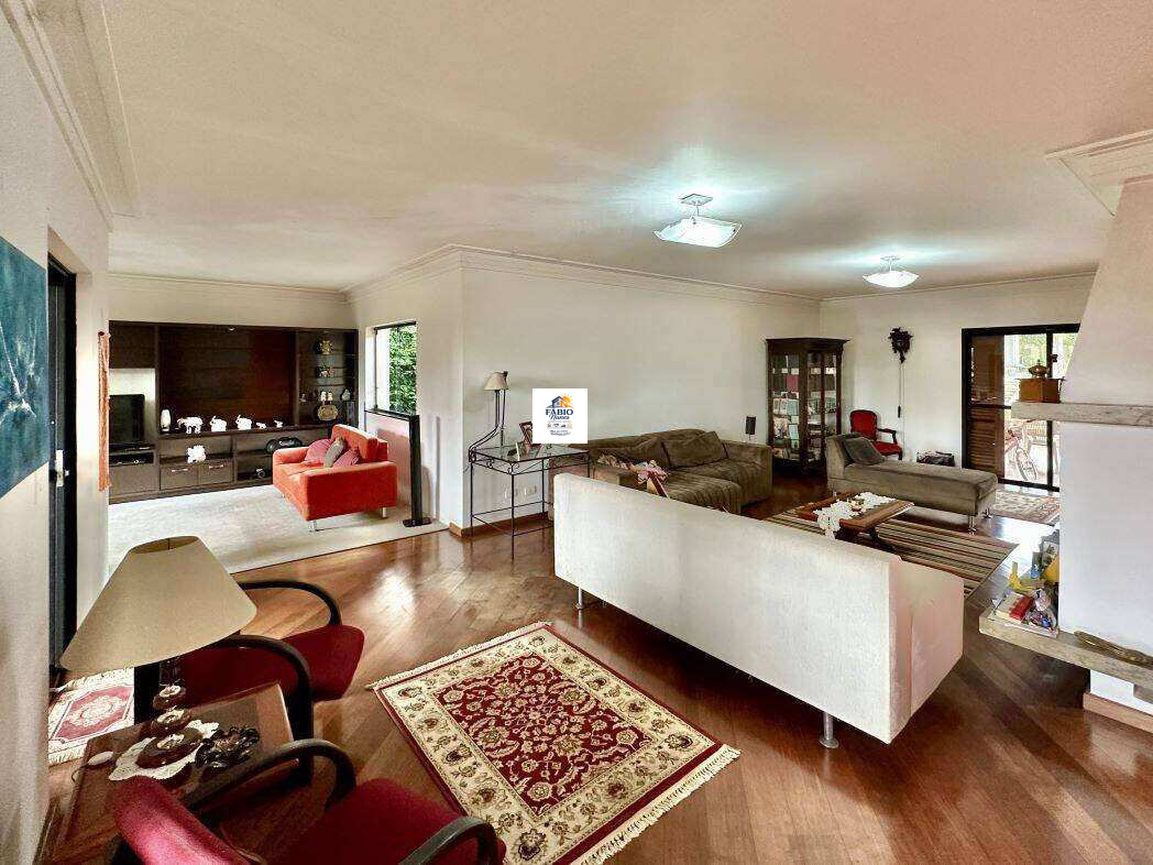 Casa à venda com 5 quartos, 720,00m² - Jardim do Golf I,Jandira