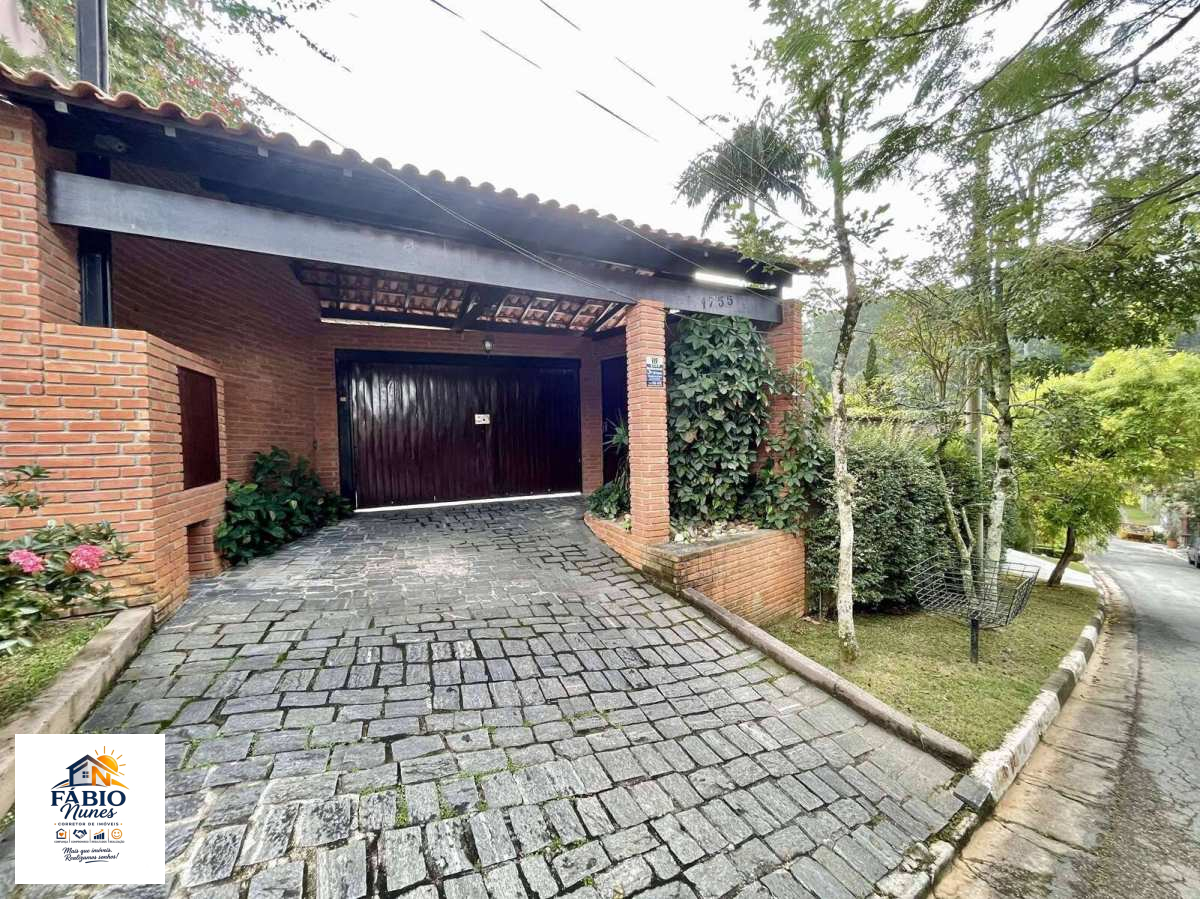 Casa à venda com 3 quartos, 412,21m² - Chácara dos Lagos,Carapicuíba