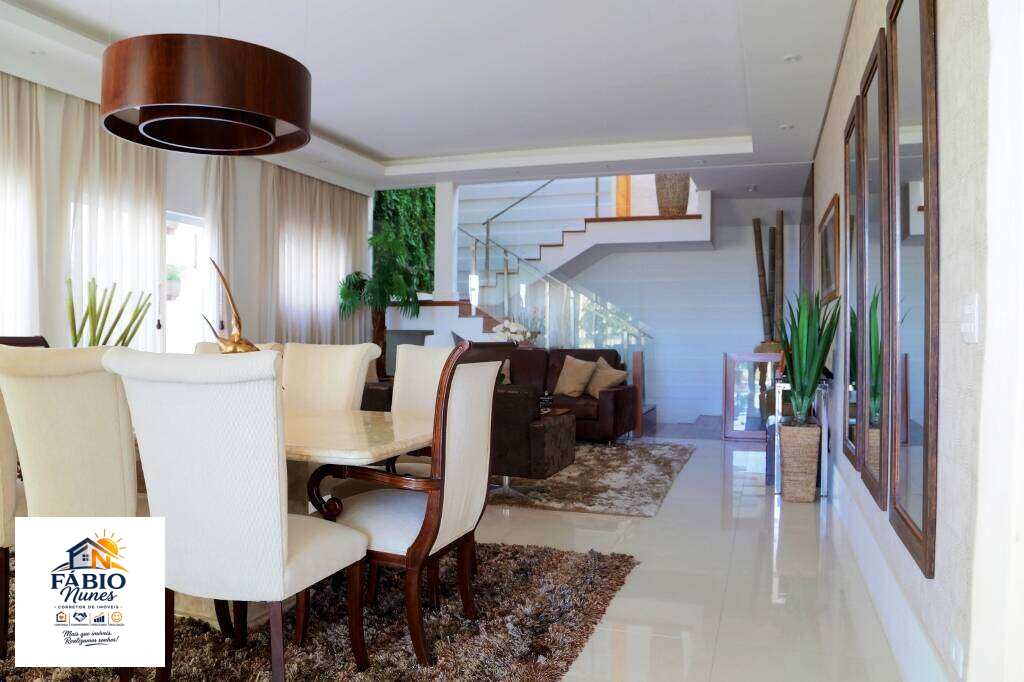  - Casa à venda, no GOLF GARDENS em Carapicuíba, Golf Gardens, com 3 quartos, 555,28m²
