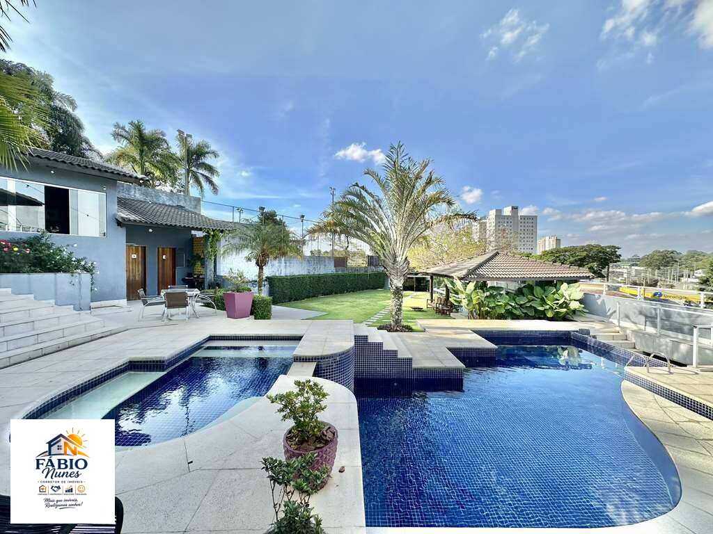 Casa à venda com 4 quartos, 711,64m² - Pousada dos Bandeirantes,Carapicuíba