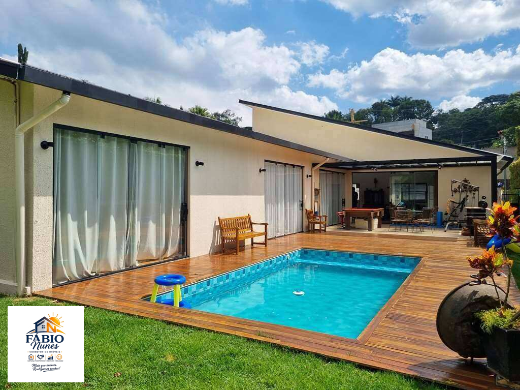 Casa à venda com 3 quartos, 277,47m² - Chácara Eliana,Cotia