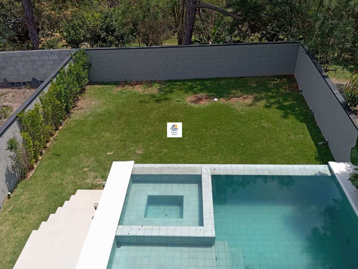 Casa à venda com 4 quartos, 193,3m² - Gramado,Cotia