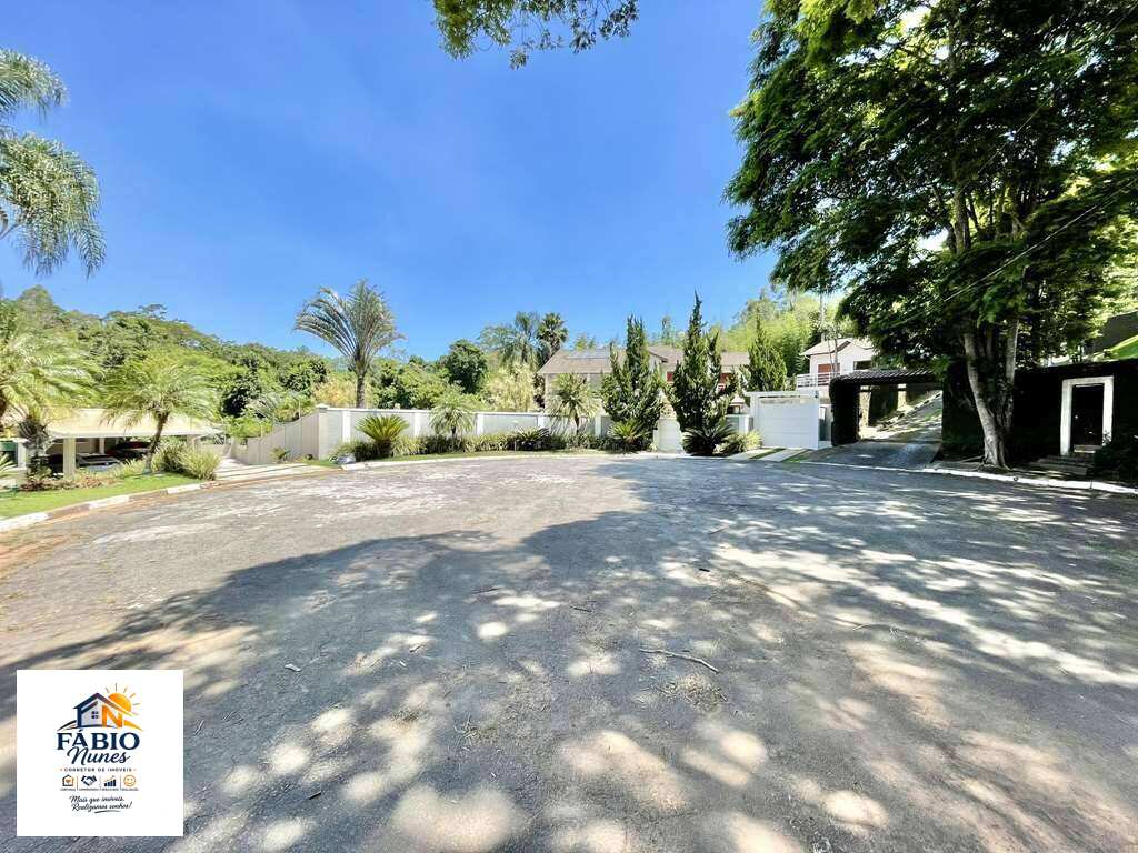  - Casa à venda, no Parque Dom Henrique 2 em Cotia, Jardim Ipês, com 5 quartos, 618,07m²