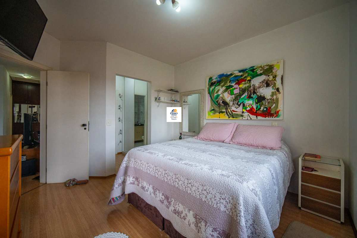 Casa à venda com 3 quartos, 292m² - Jardim Lambreta,Cotia