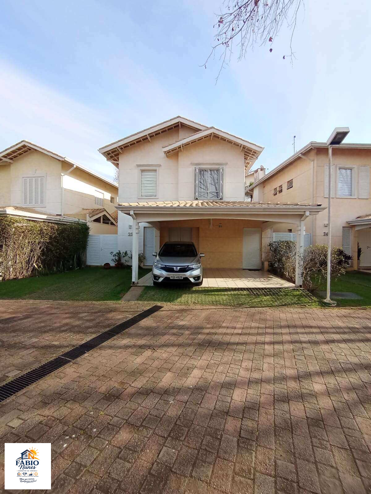 Casa à venda com 3 quartos, 204,65m² - Jardim Passárgada I,Cotia