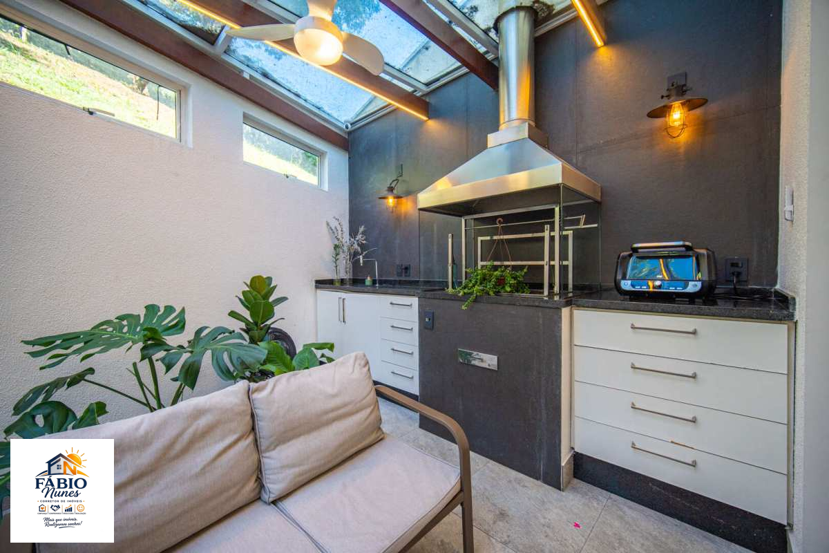 Casa à venda com 3 quartos, 130,00m² - Jardim Rebelato,Cotia