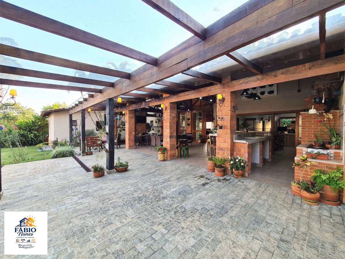 Casa à venda com 5 quartos, 690,00m² - Parque Dom Henrique,Cotia