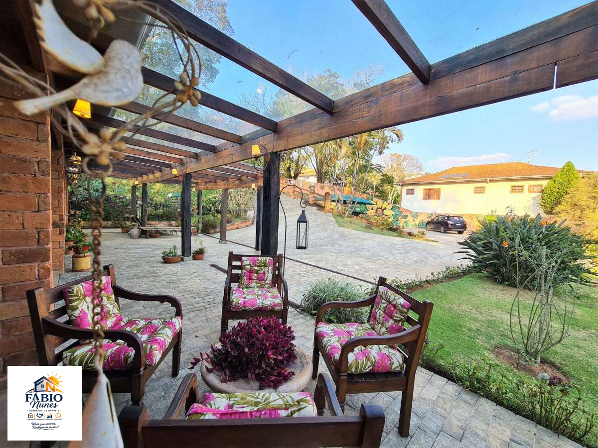 Casa à venda com 5 quartos, 690,00m² - Parque Dom Henrique,Cotia