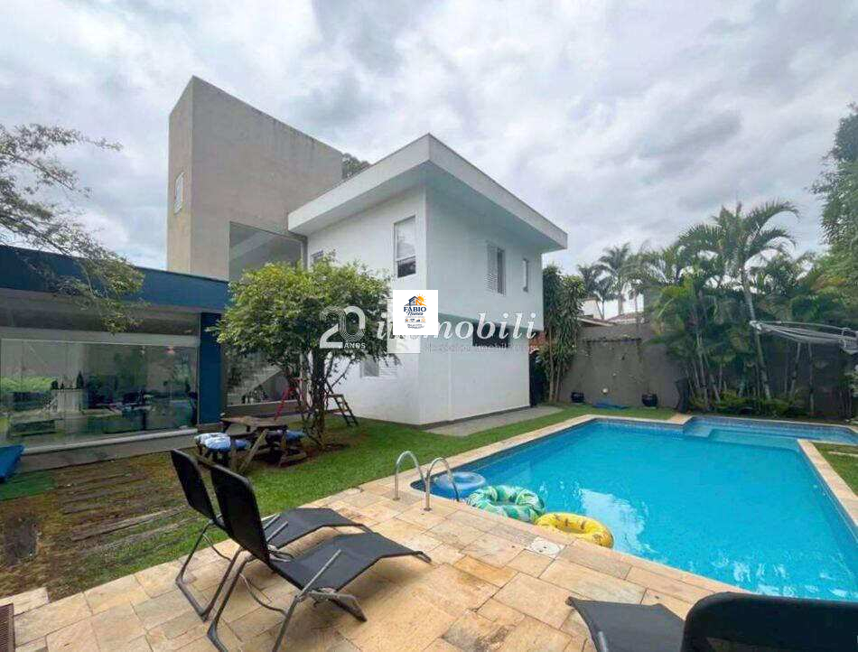 Casa à venda com 3 quartos, 300,00m² - Nova Higienópolis,Jandira