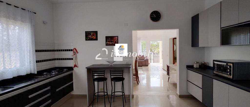 Casa à venda com 3 quartos, 240m² - Haras Bela vista,Vargem Grande Paulista