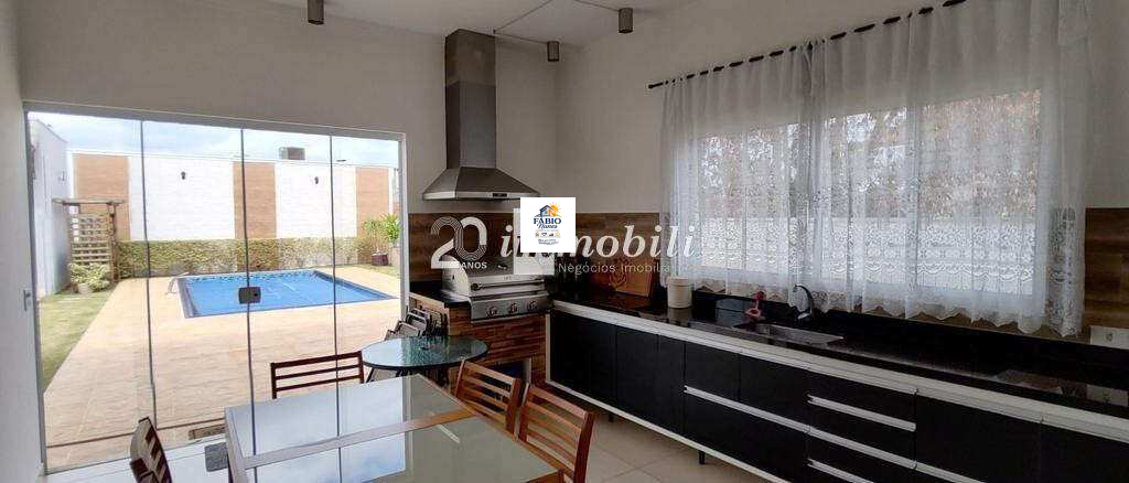 Casa à venda com 3 quartos, 240m² - Haras Bela vista,Vargem Grande Paulista