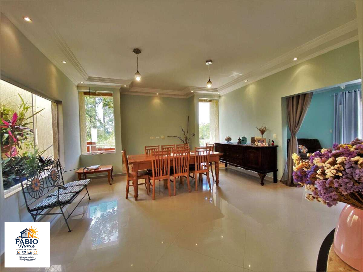 Chácara à venda com 5 quartos, 445,76m² - Vila Hortência,Cotia