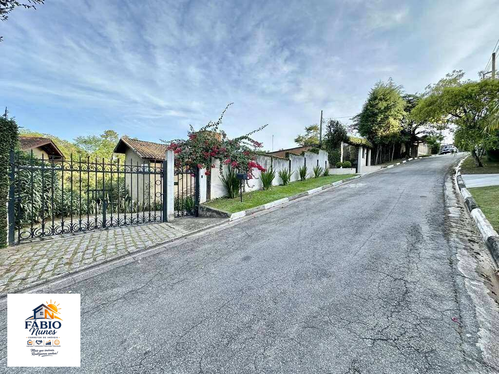 Chácara para venda ou locação com 3 quartos, 355,00m² - Chácara dos Lagos,Carapicuíba