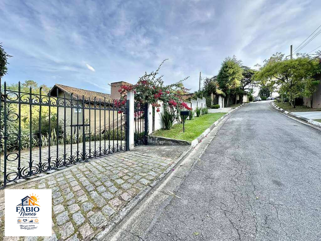 Chácara para venda ou locação com 3 quartos, 355,00m² - Chácara dos Lagos,Carapicuíba