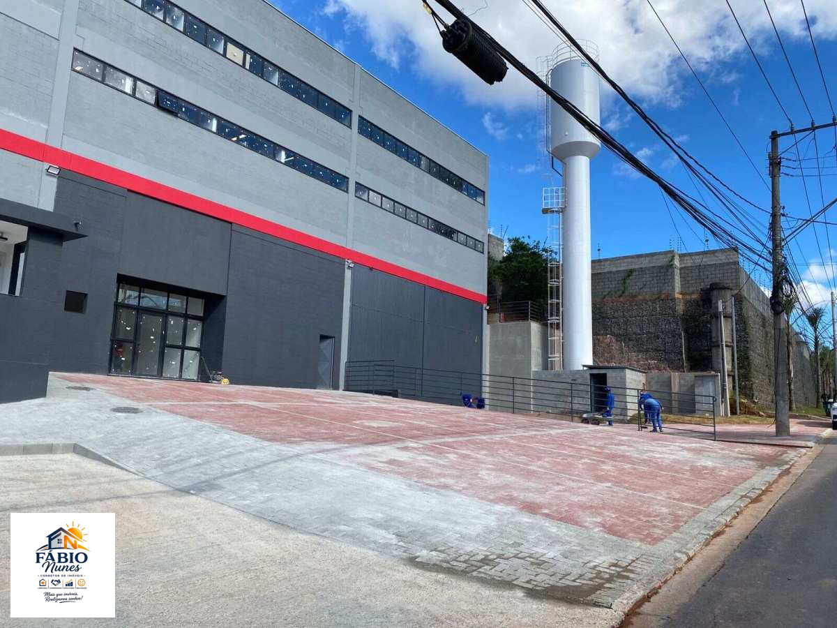 Galpão para alugar com 3 quartos, 2.750,00m² - Jardim da Glória,Cotia