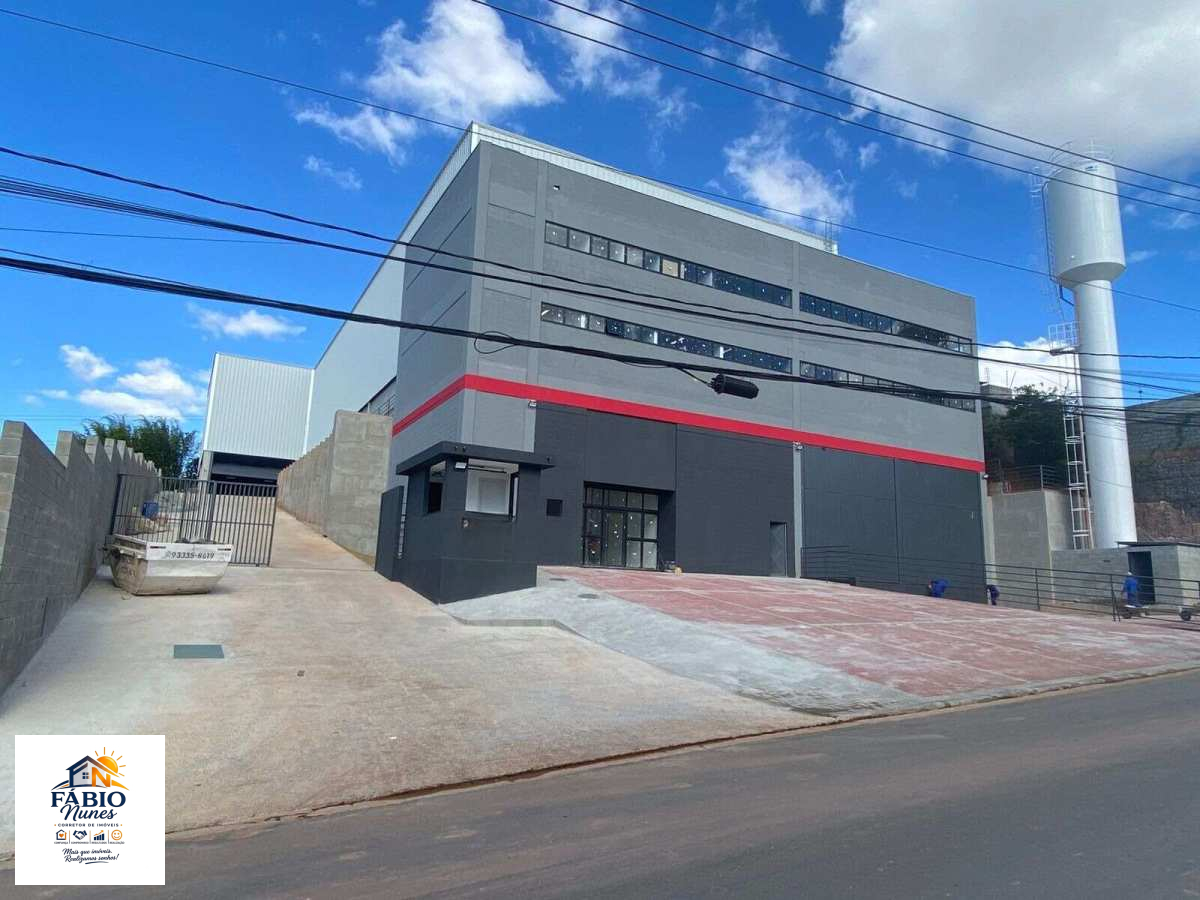 Galpão para alugar com 3 quartos, 2.750,00m² - Jardim da Glória,Cotia